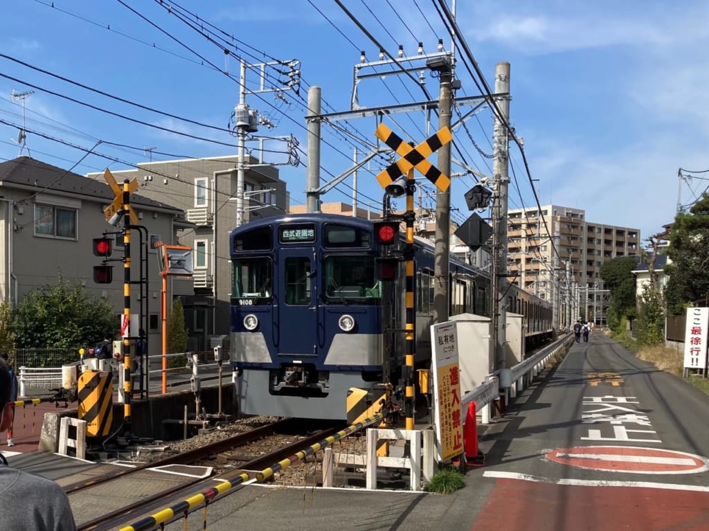 『ぶらり途中下車の旅』でも紹介された“殿ヶ谷戸庭園”はこれから紅葉の季節です！！